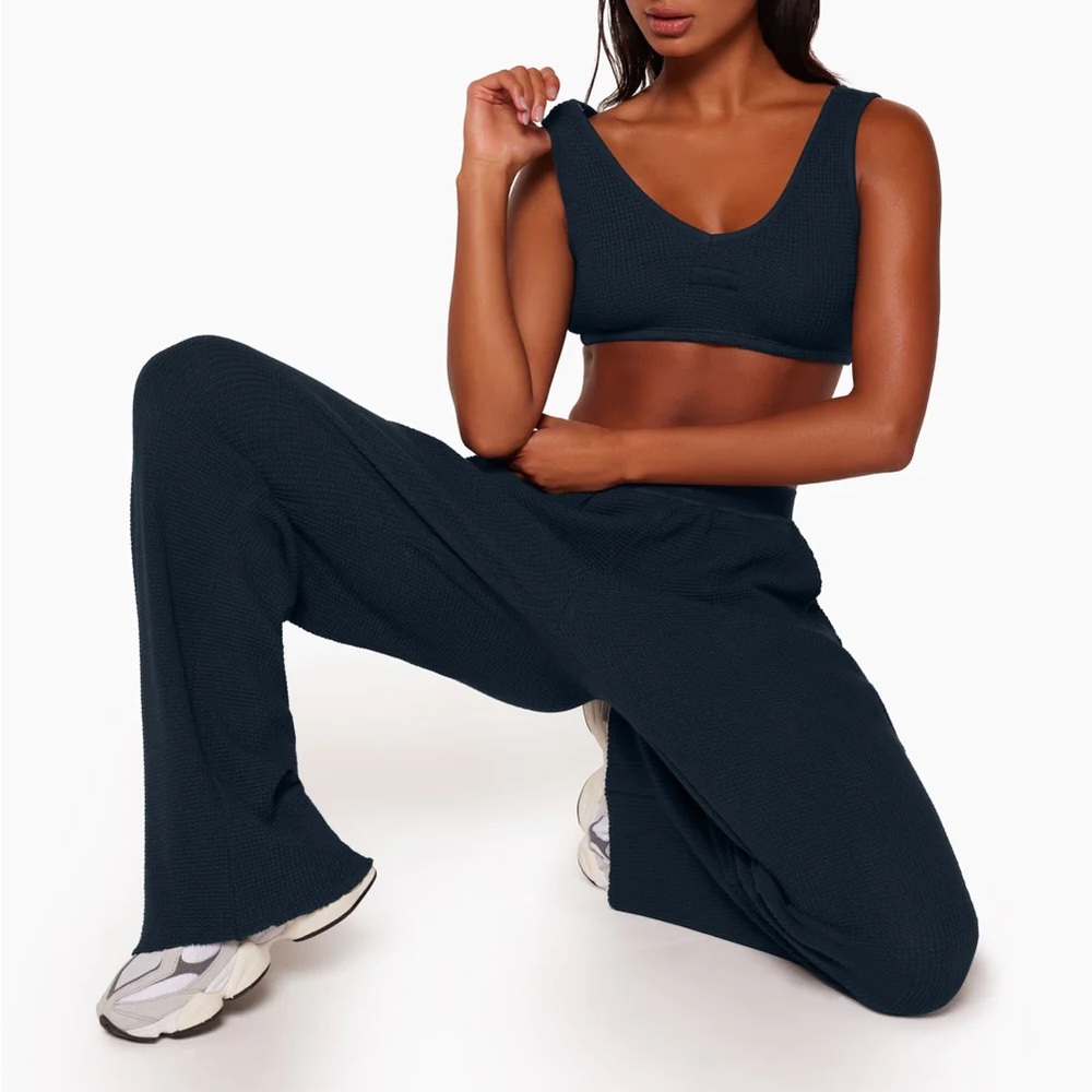 SET ACTIVE 3 piece Button Down Shirt, Dip Bra & Lounge Waffle Pant OXFORD - Picture 2 of 12